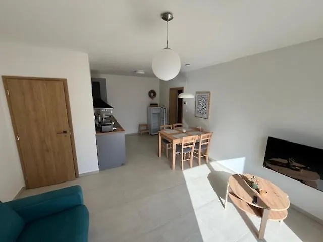 Blatka Apartamento Golcuv Jenikov